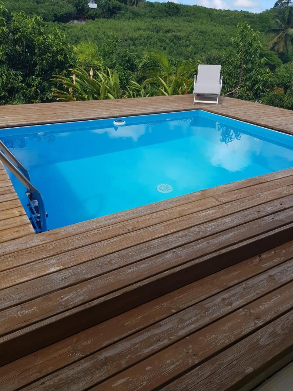 Studio Avec Piscine, A 3 Minutes A Pied Des Plages Sainte-Anne  Exterior photo